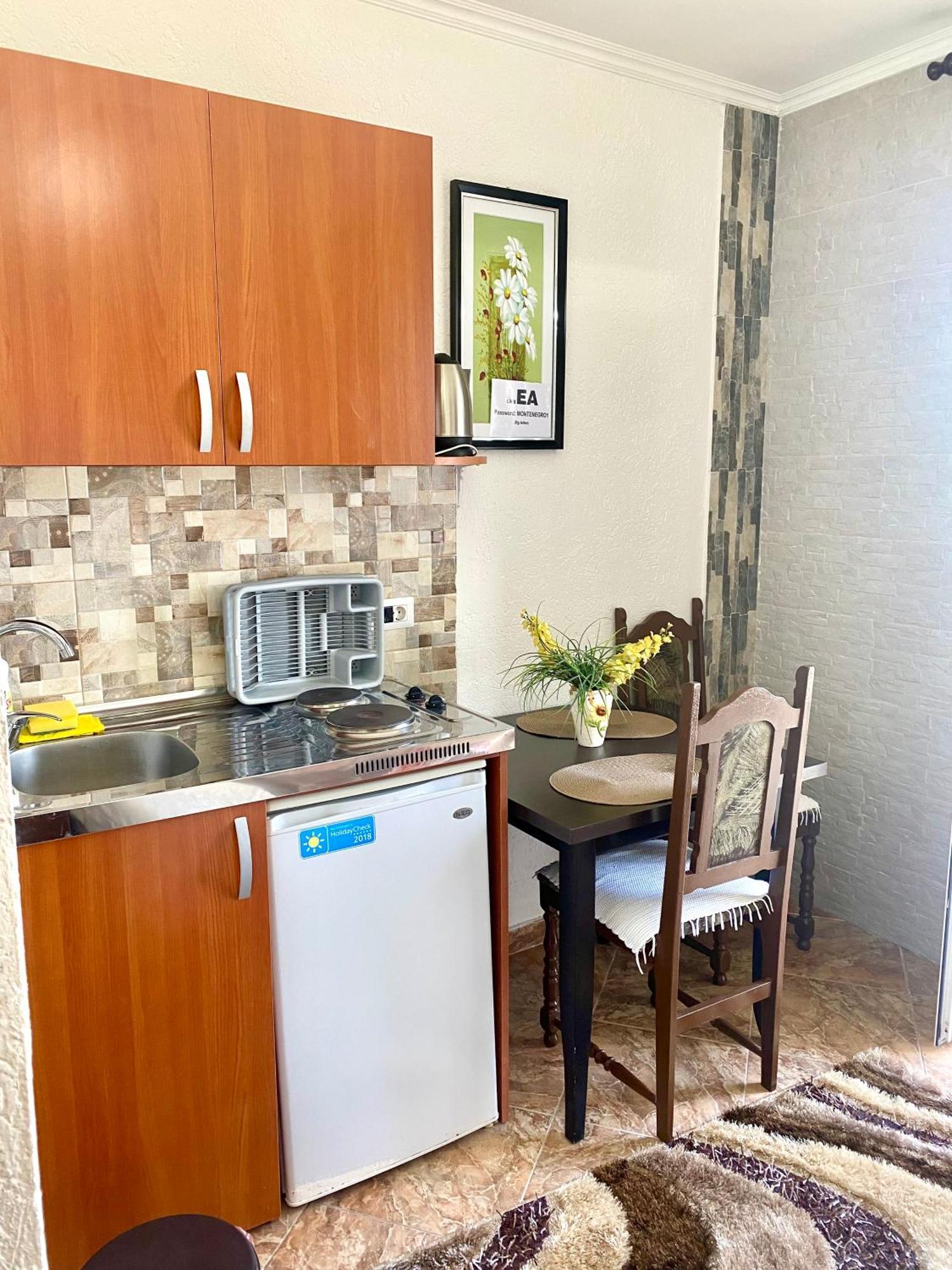 Apartments Zuto อุลซิน ภายนอก รูปภาพ