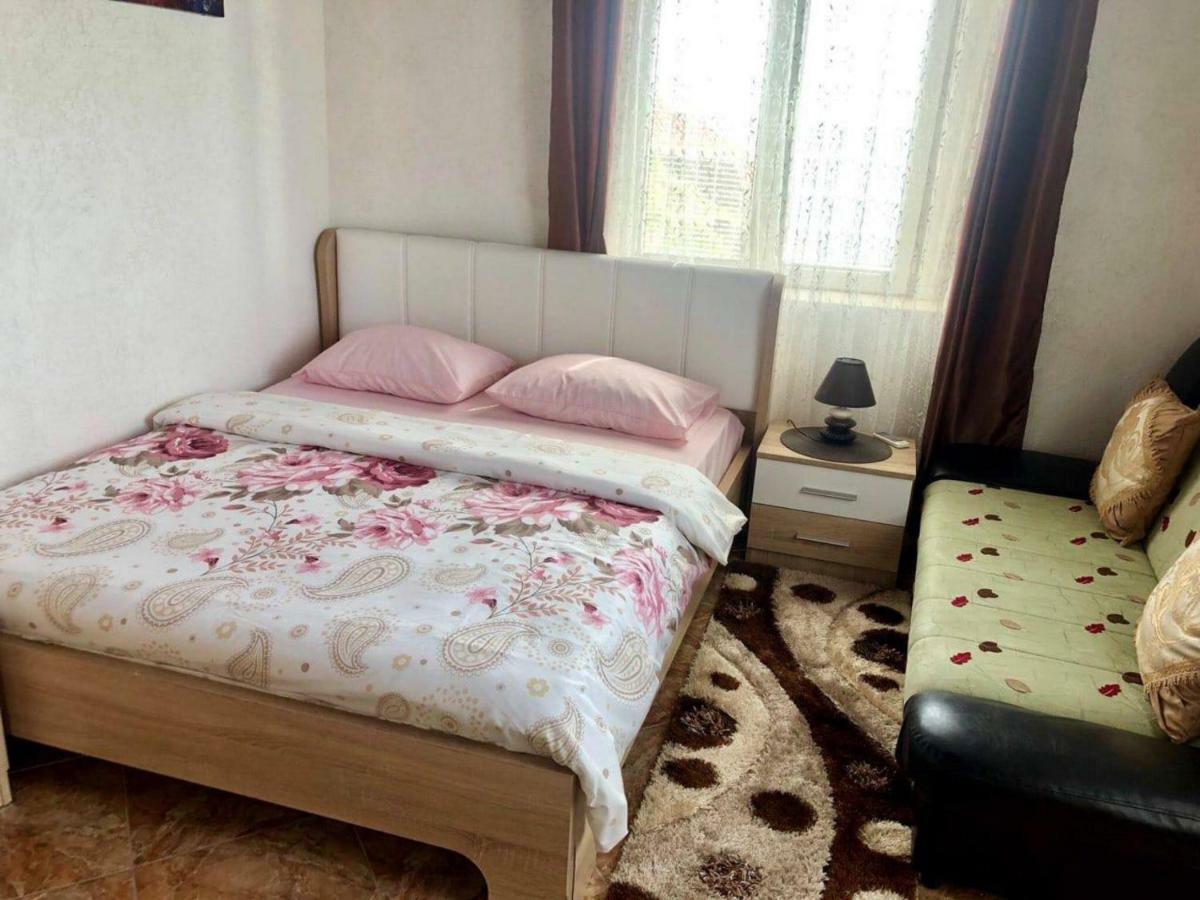 Apartments Zuto อุลซิน ภายนอก รูปภาพ