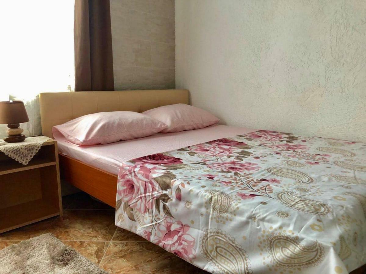 Apartments Zuto อุลซิน ภายนอก รูปภาพ