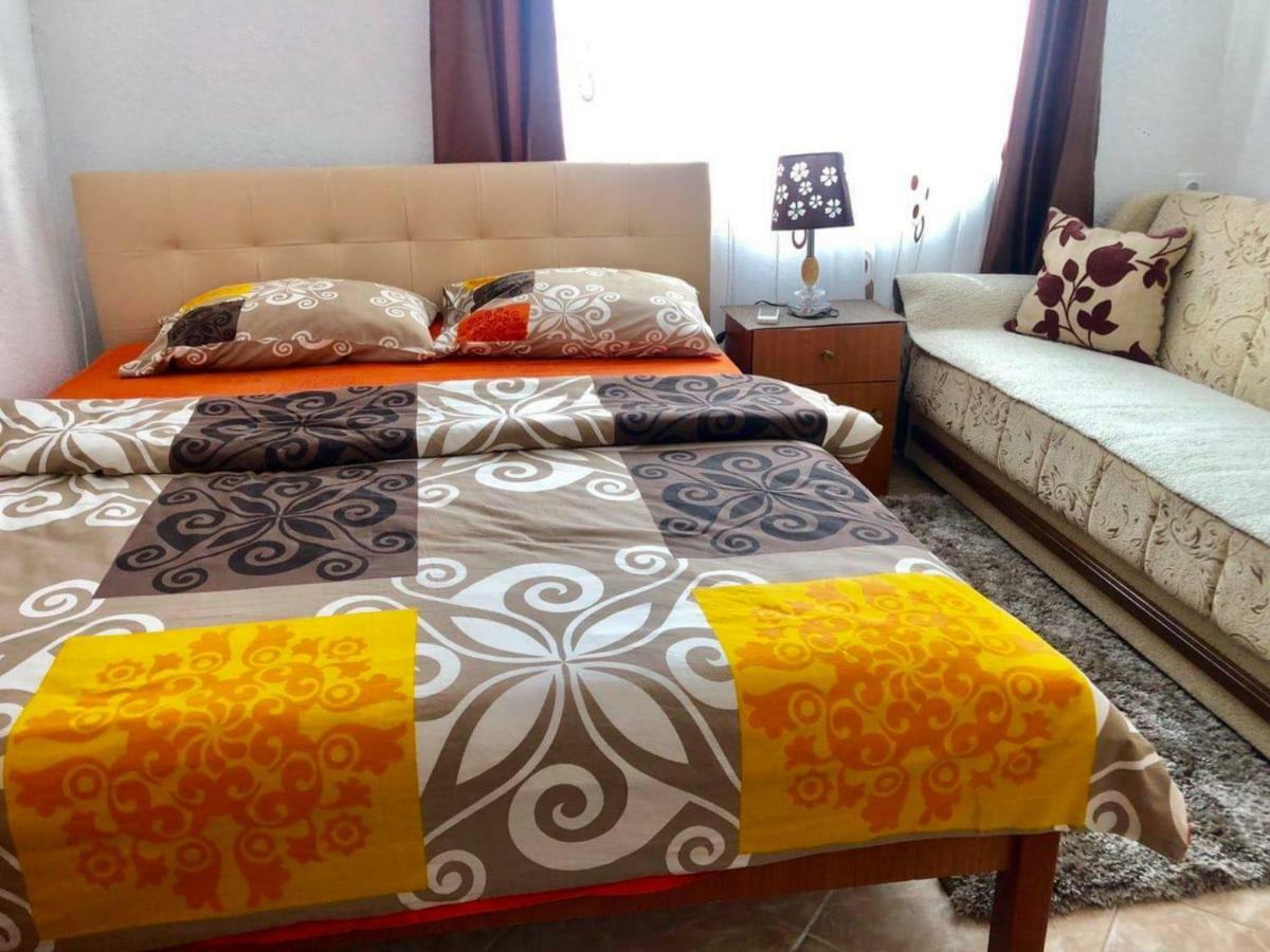 Apartments Zuto อุลซิน ภายนอก รูปภาพ