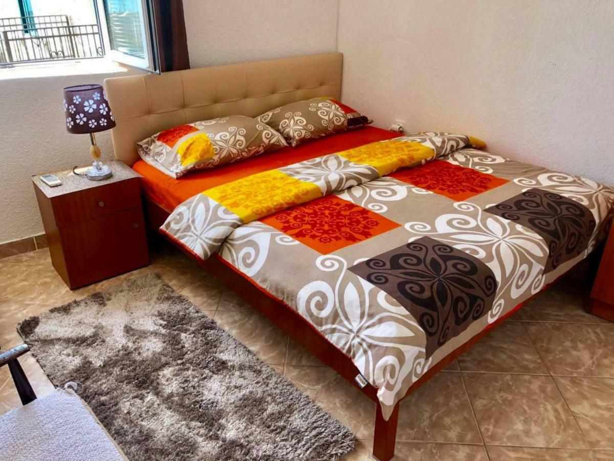 Apartments Zuto อุลซิน ภายนอก รูปภาพ