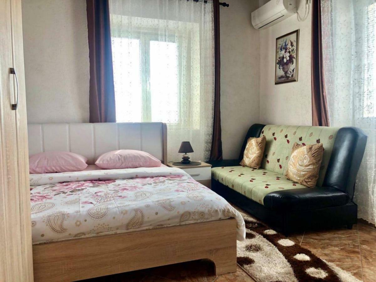 Apartments Zuto อุลซิน ภายนอก รูปภาพ